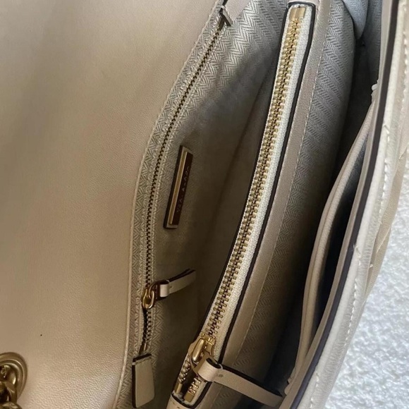 Tory Burch Cream Quilted Shoulder Bag - Picture 3 of 6